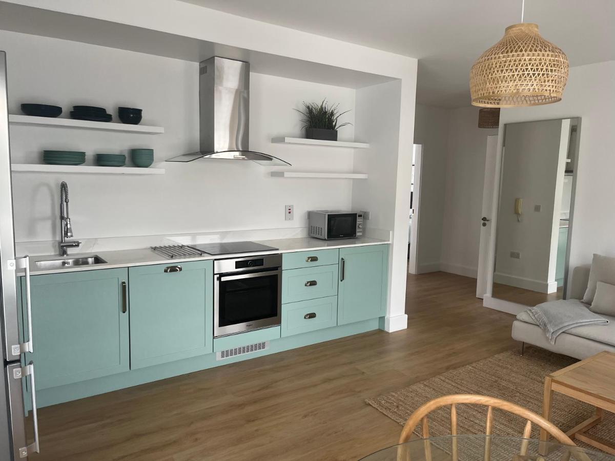 2 Bedroom Apartment Central Town Location Эннискорти Экстерьер фото